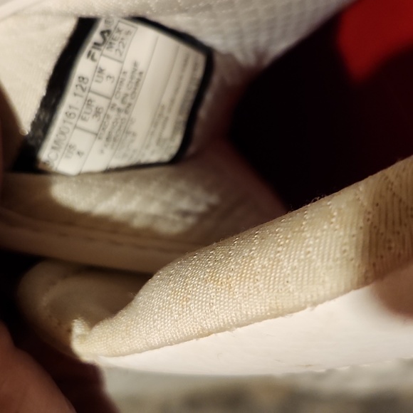 Shoes - Picture 3 of 4